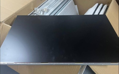 23.8インチ液晶パネル